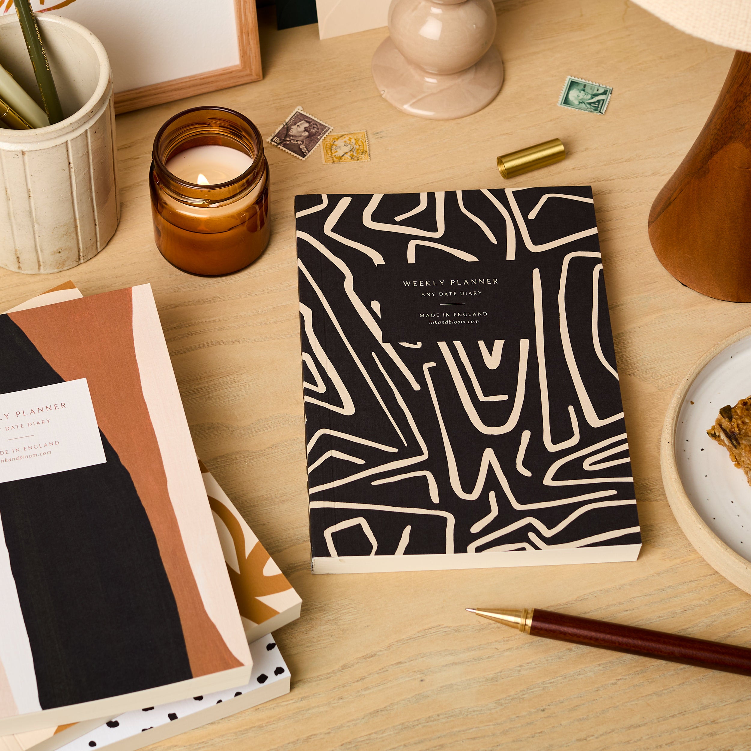 Abstract Black & Cream Lines | A5 Undated Weekly Planner